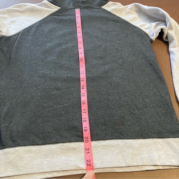 Women’s Riverdale South Side Serpents Sweatshirt Raglan Hoodie Pullover Medium M - Picture 14 of 14